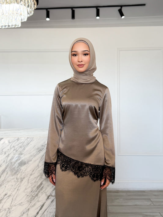 Yasmeen Top